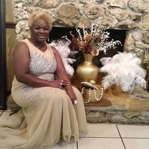 Meet your Posher, Cathia